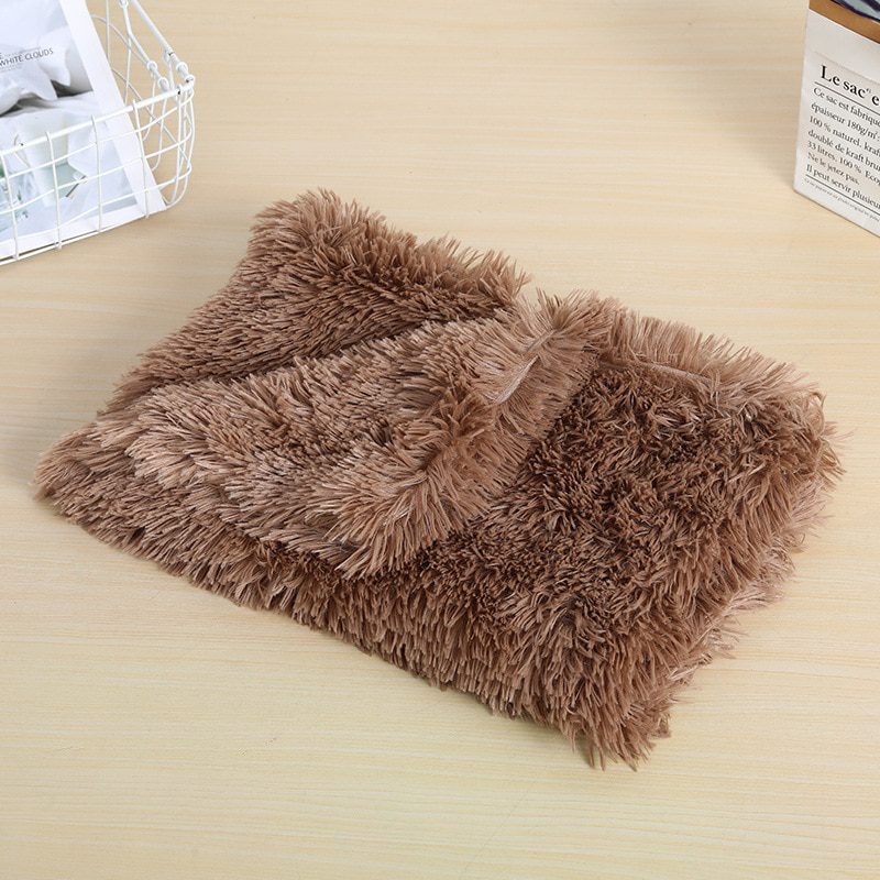 Fluffy Plush Dog Blanket Pet Sleeping Mat Cushion Mattress Extra Soft Warm Pet Throw Blankets for Small Medium Large Dogs & Cats - Image 10